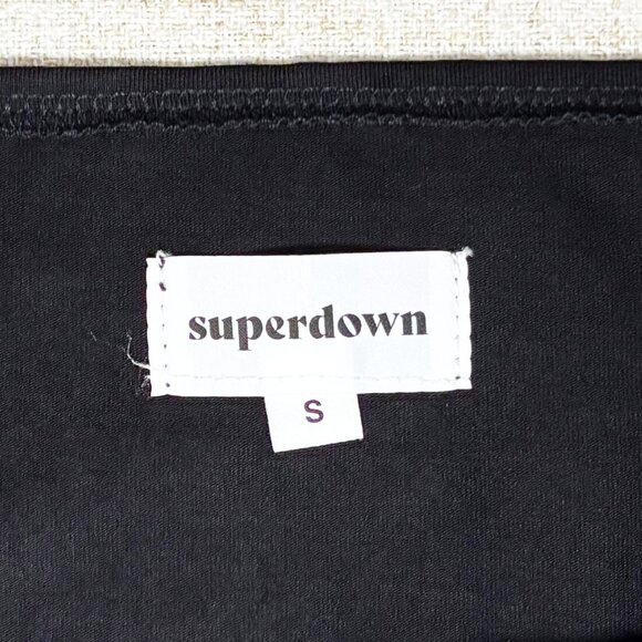 superdown Black Brianna Puff Sleeve Top size Small - Picture 8 of 11